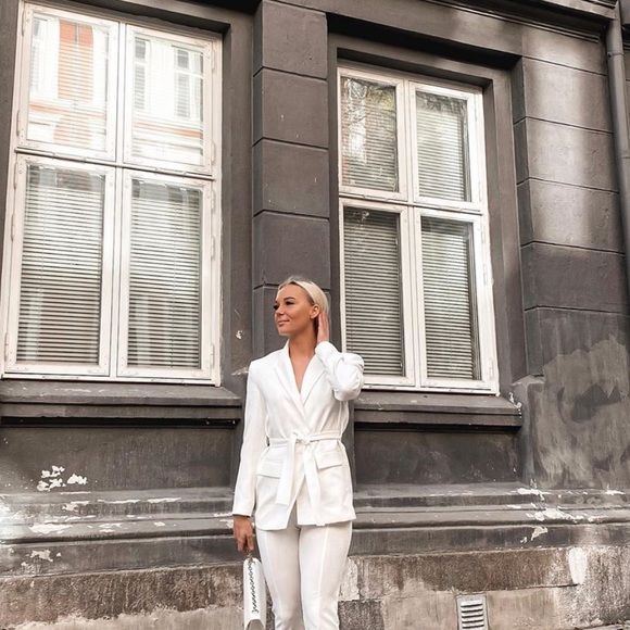 Zara belted blazer+ pants bloggers favorite - Picture 6 of 16